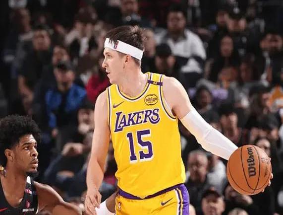 开云体育官方网站包含詹姆斯连续十五场比赛得分超过连败，日本队挑战极限！的词条