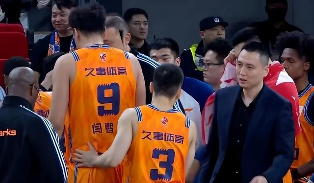 开云体育注册入口重磅！浙江稠州篮板制胜备战CBA季后赛风云突变休斯敦火箭关键时刻刷新队史纪录，深圳男篮扳平良机备战葡超的简单介绍